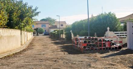 POMEROLS - Aménagement de la rue des Tamaris : Les travaux avancent