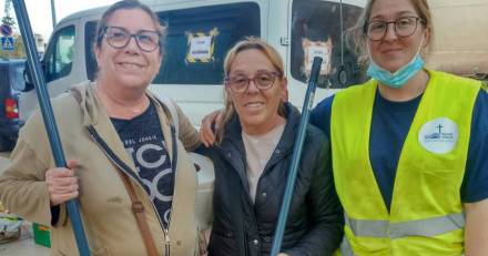 MARSEILLAN - Les humanitaires du Lou Recantou del pompiers de retour de Valencia