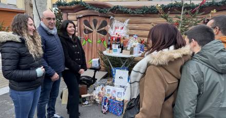 MARSEILLAN - Benjamin Dion grand gagnant de la Vitrine des commerçants au Chalet de Noël !